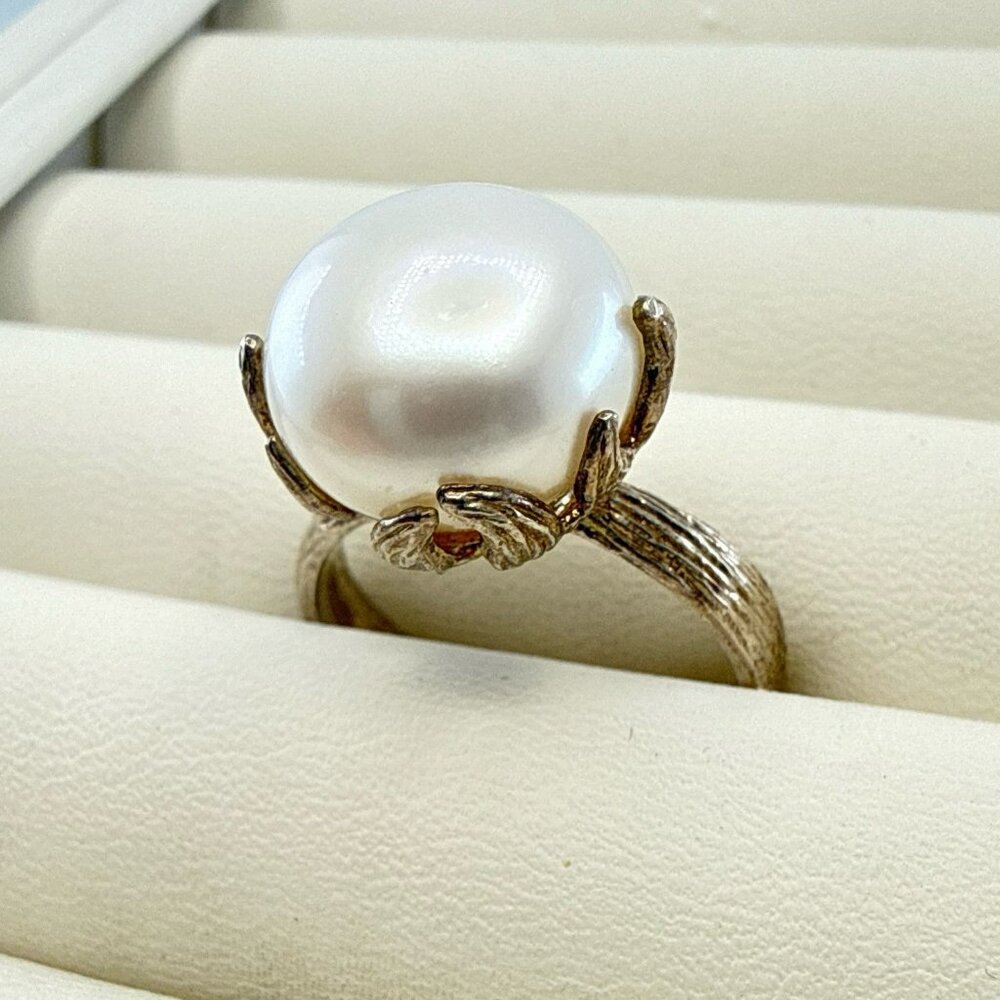 Honora Pearl Ring Sterling Silver 925 sz 8 Solitaire Button Leaf Modern White